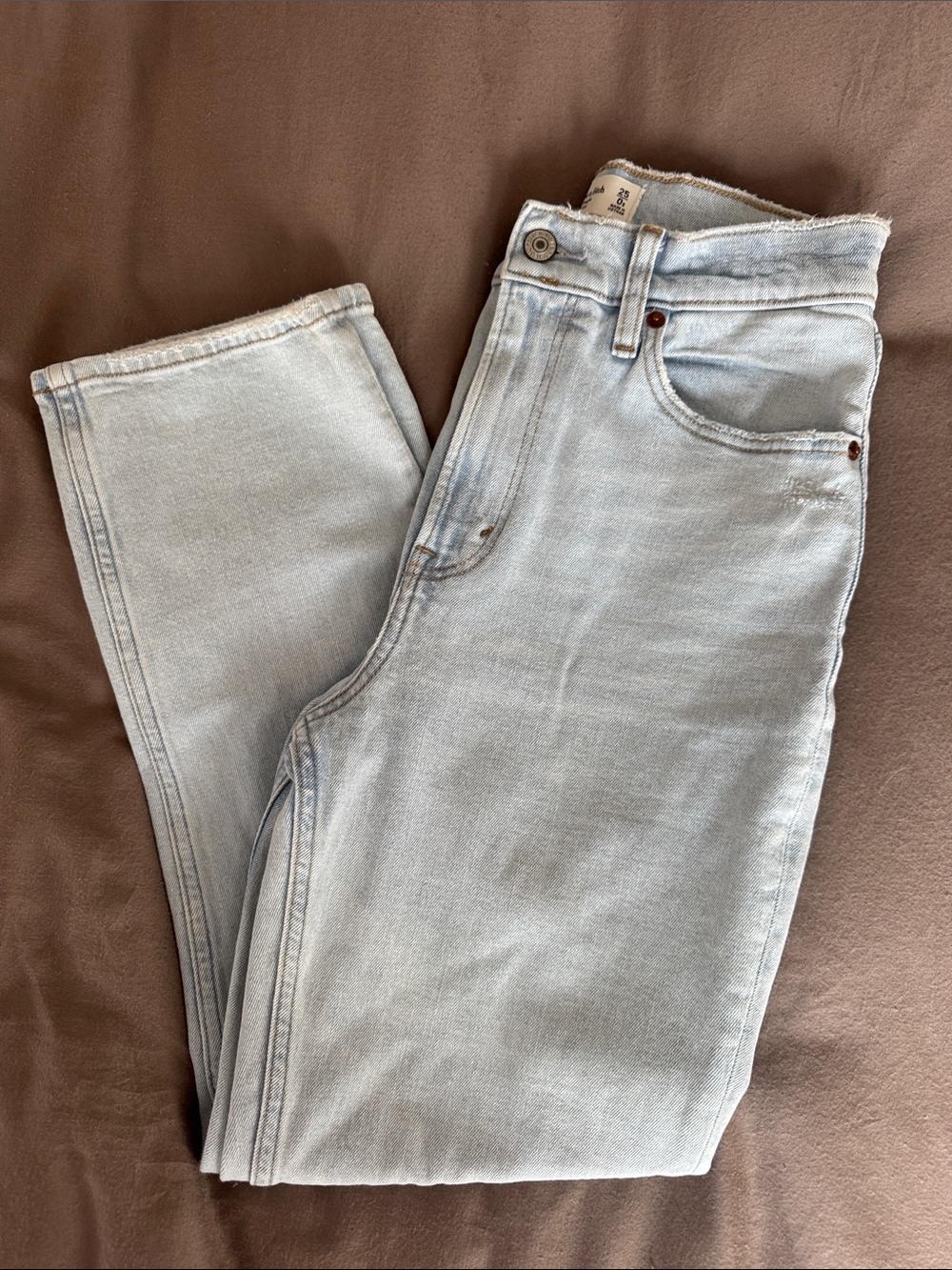 Abercrombie Curve Love Ultra High Rise Ankle Straight Jean